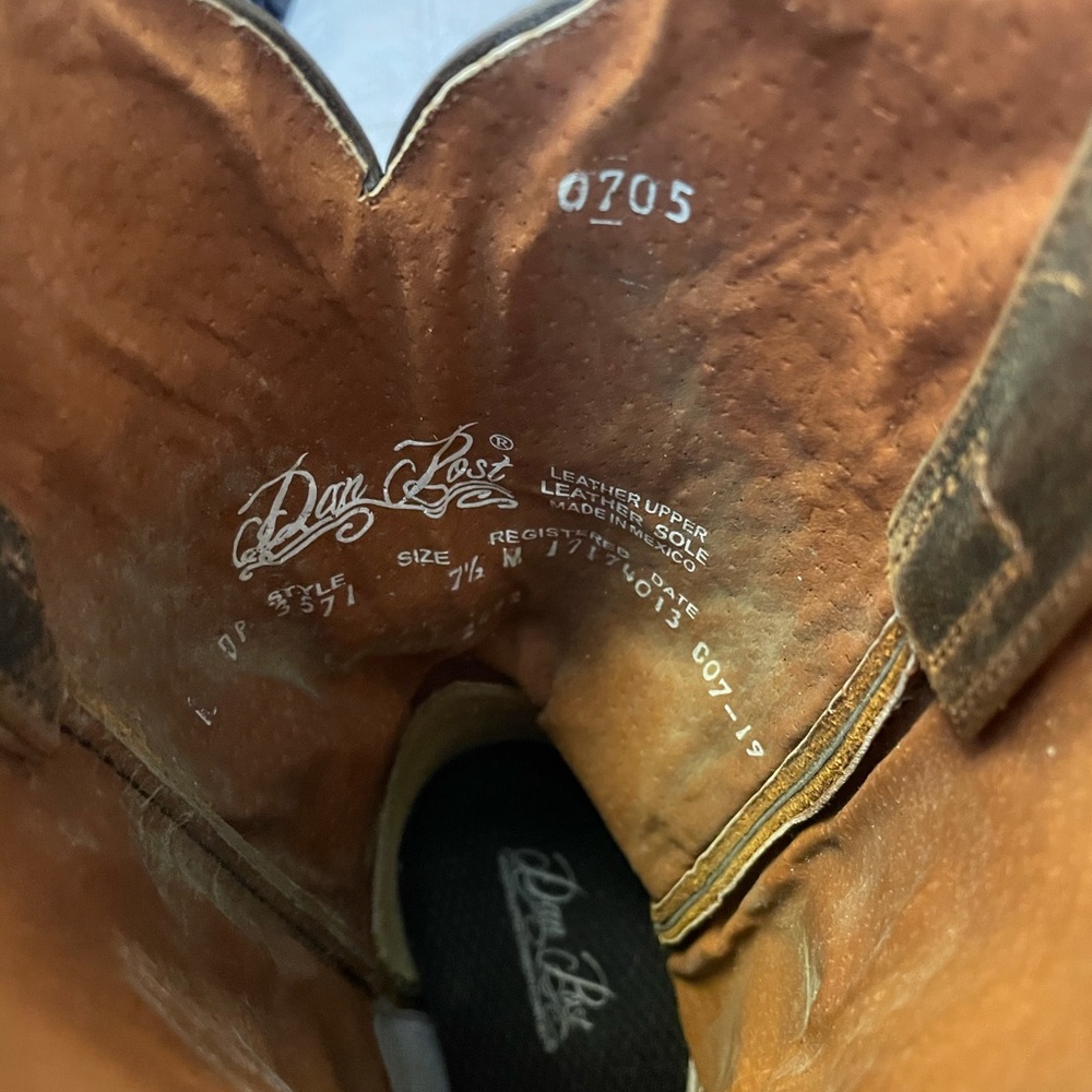 Dan post woman’s boots - Picture 3 of 4